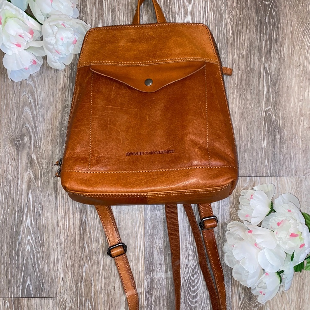 SPIKES & SPARROW BACKPACK